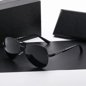 Black frame black beam black gray film