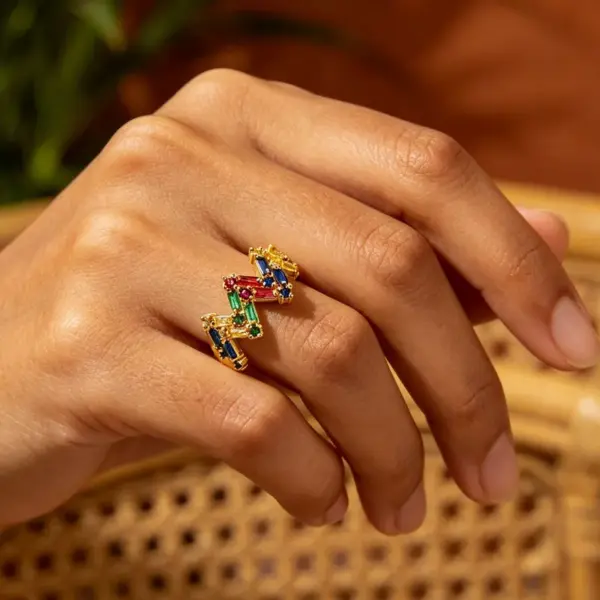 Wholesale Rubik's Cube Claw Setting Ring For Women In Brass With 18K Real Gold Plated Water Plating And Zircon Inlay
