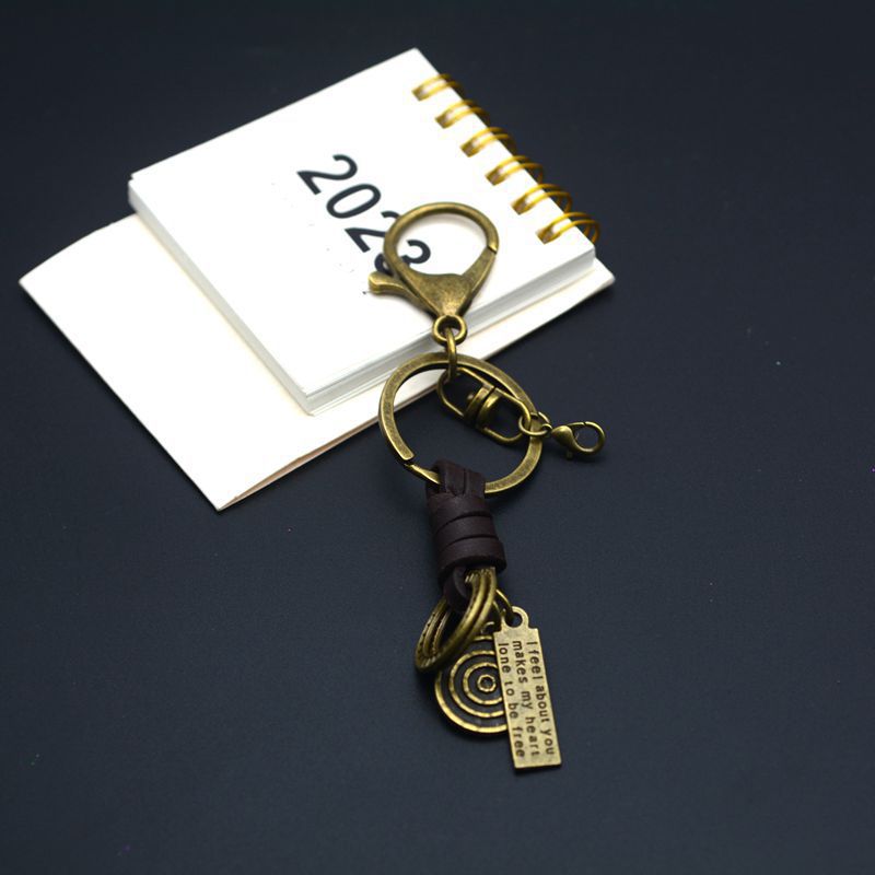Wholesale Factory hand-woven key chain accessories lobster clasp retro versatile leather rope key chain semi-finished DIY hanging