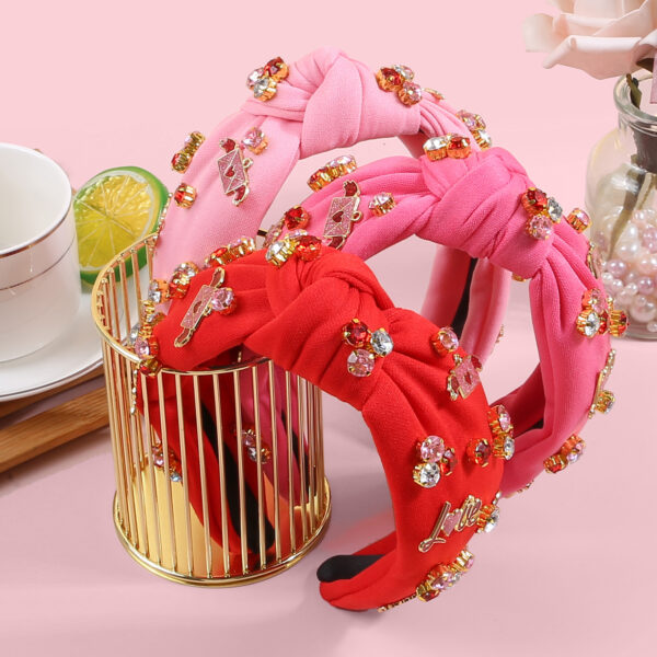 Wholesale Valentine's Day Diamond Headband Fashionable Elegant Peach Heart Letter Headband Wide Side High Cranial Top Holiday Headwear