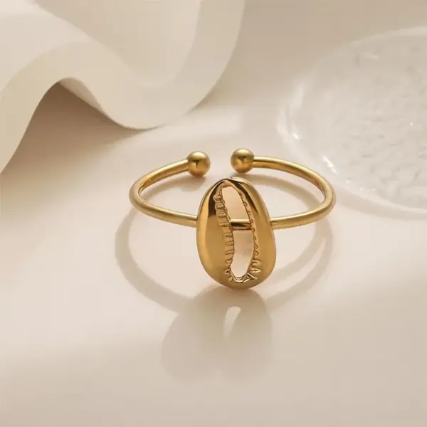 Wholesale Vintage Stainless Steel Ring With Zircon Flower Design 18K Vacuum Plated Non-Fading Eight-Pointed Star Ring Elegant Versatile Luxury Simple