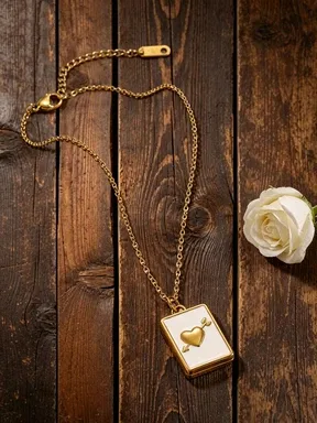 Wholesale Classic Style Square Necklace For Women In 304 Stainless Steel With 18K Real Gold Plated Handmade Chain, Perfect For Independence Day