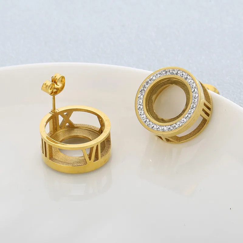 Wholesale PVD Coated 18K Gold Plated Round Stainless Steel Simple Style Waterproof Non Tarnish Ear Studs