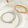 Wholesale 18K Real Gold Plated 304 Stainless Steel PVD Coated Heart Shape Two Tone Plating Bangle