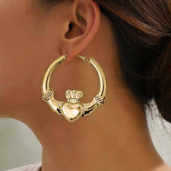 oly-0bc4446870ef923685a5f999dca1a4e8 Wholesale Advanced Sense French Valentine's Day Simple Gold Earrings Love Crown Ring Ear Ring Holiday Music Festival Earrings