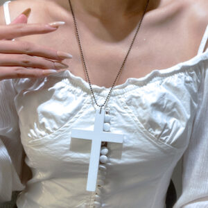 White 3995