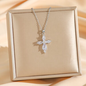 8728 silver four-leaf flower