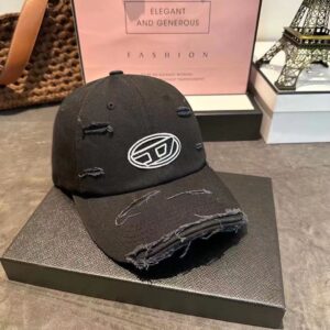 Wholesale D standard letter baseball cap ripped hat European and American popular brand Celebrity Celebrity same style peaked cap spring and summer sun protection hat