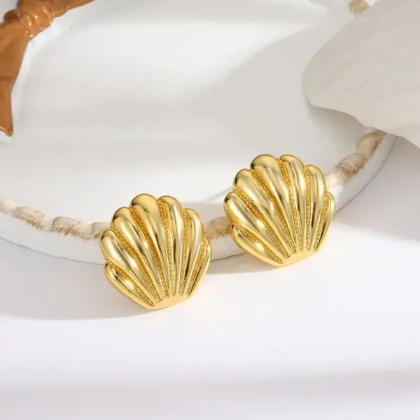 Wholesale 1 Pair Casual Hawaiian Commute Jellyfish Shell Copper 18K Gold Plated Ear Studs