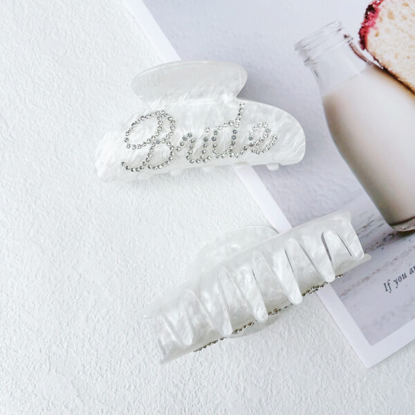 Wholesale French Elegant Rhinestone Letters Acrylic Hair Catcher Large High-end Back Head Grabber Valentine's Day Hairpin Hair Accessory