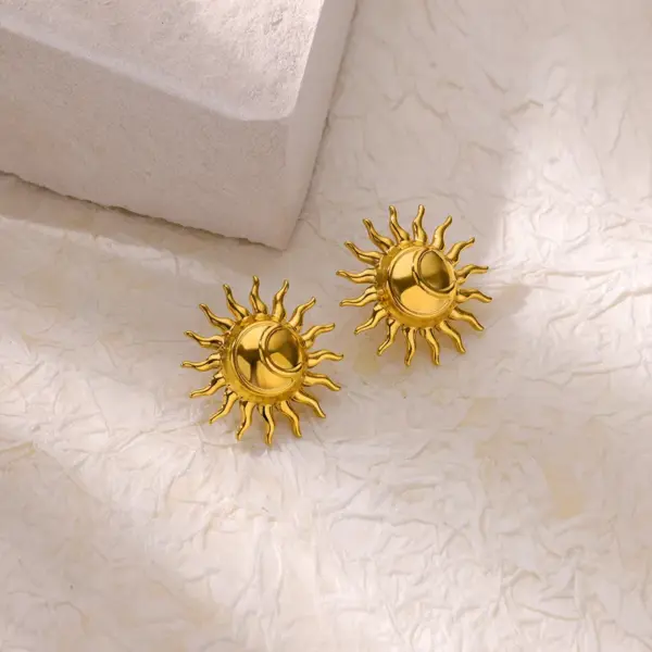 Wholesale Elegant Pearl Imitation Earrings For Women Gold Stainless Steel Sun Pattern Geometric Zirconia Embedded Jewelry Accessories