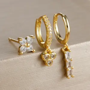 E1640 Gold - White, Three Pieces as a Set
