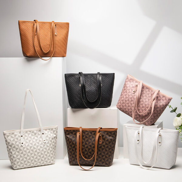 Wholesale Large capacity retro diaper bag, stylish handbag, printed tote bag