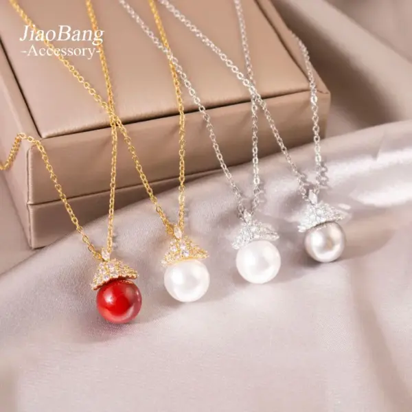 Wholesale Gold Plated French Vintage Ice Queen Pearl Necklace Women's Luxury Sensation Pendant Lightweight High End Jewelry Accessories