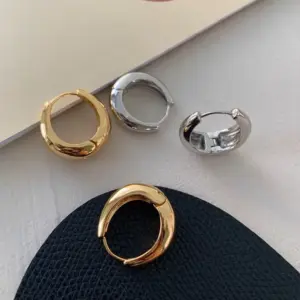 Wholesale PVD Coated 18K Gold Plated Solid Color 304 Stainless Steel Simple Style Classic Style Waterproof Non Tarnish Earrings