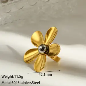 Intercolor Flower Ring