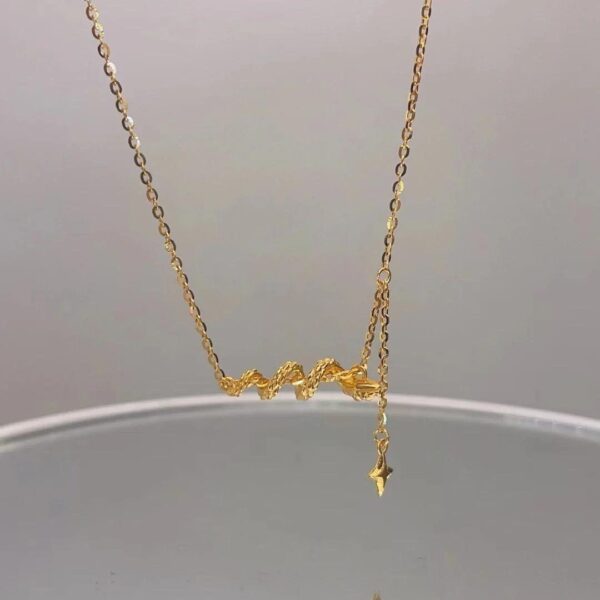 oly-0eb98bc574ba9ca87e62c413ab18c5f0 Wholesale Style Golden Snake Winding Necklace for Women Ins Accessible Luxury Niche Pendant Clavicle Chain Gift for Girlfriend This Year