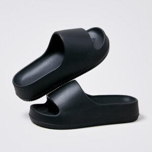 40/41 / Black