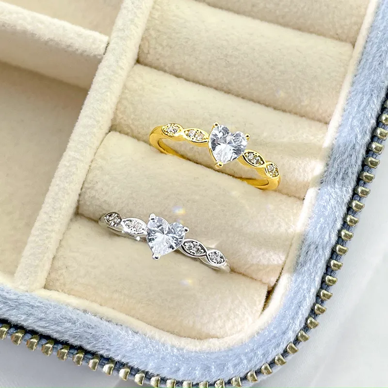 Wholesale Elegant Heart Shaped Ring For Women With Micro Paved Zircon Fashionable Personality Ring Romantic Style Suitable For Daily Wear And Dates