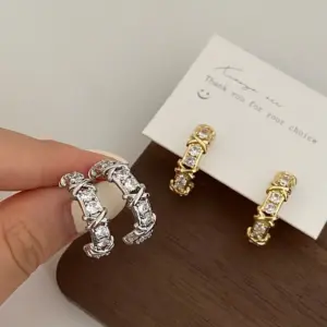 oly-0ff89de7de307bfd1b5d2bf9932f5b0d Wholesale Copper Zircon Geometric Elegant Streetwear Earrings For Women's