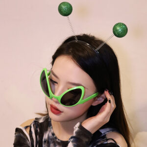 Green Alien Grey Glasses / All yards