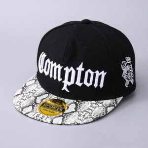 Black and serpentine brim / Adjustable