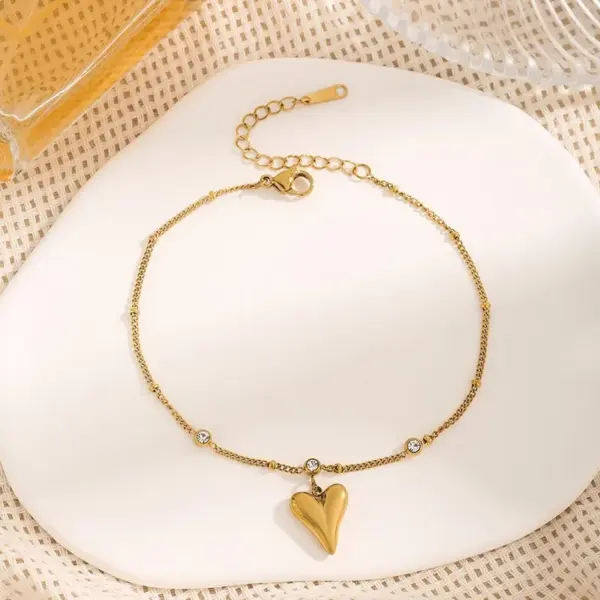 Wholesale Stainless Steel Princess Style Simple Heart-Shaped Anklet Suitable For Women To Wear Daily, At Weddings, Or During Stage Performances