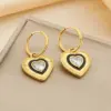 Wholesale Ion Plating (IP) 18K Gold Plated Heart Shape 304 Stainless Steel Vintage Style Simple Style Commute Waterproof Non Tarnish Drop Earrings