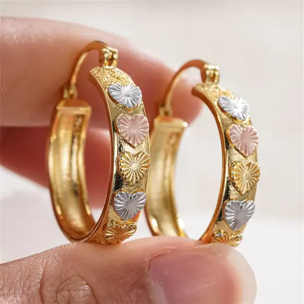 Wholesale Three-dimensional Heart Shape Earrings For Women In Copper With KC Golden Water Plating And 0.03µm Thickness