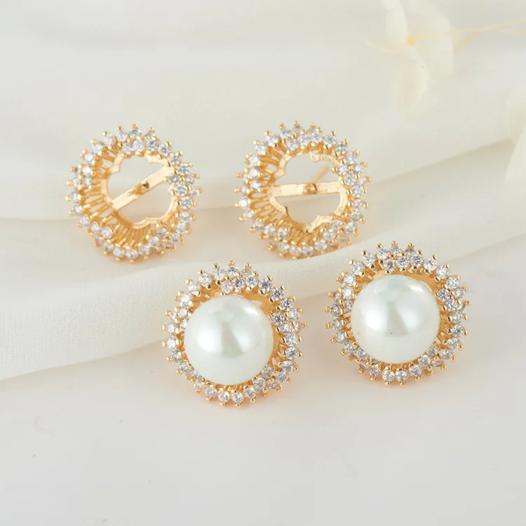 Wholesale Flowers Earrings With Bezel Setting In Copper And 14K Real Gold Plated, Featuring Zircon And 925 Sterling Silver Ear Pins
