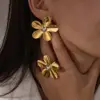 Wholesale Asymmetrical Flowers Jewelry Set For Women In 304 Stainless Steel With 18K Real Gold Plated PVD Coating 0.03µm Thickness
