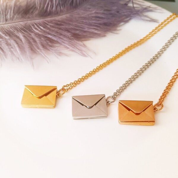 oly-131128f553f3a29316be4d973e9acc42 Wholesale Creative High-End Light Luxury Love Letter Can Be Flip-Top with Magnetic Envelope Necklace Can Be Engraved Valentine's Day Gift