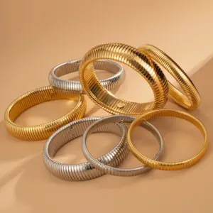Wholesale Round Solid Color 304 Stainless Steel Modern Style Simple Style Classic Style Titanium Steel Bangle