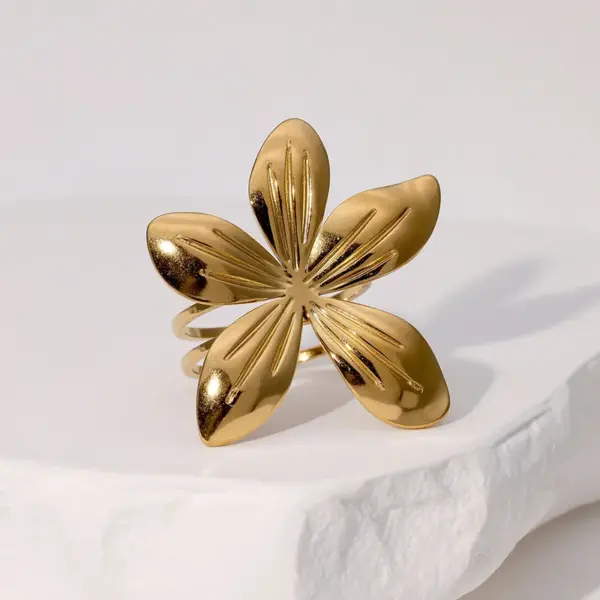Wholesale PVD Coated Real Gold Plated 18K Gold Flower 304 Stainless Steel Vacation Modern Style Simple Style Waterproof Non Tarnish Open Rings