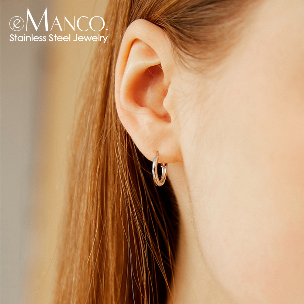 Wholesale eManco European and American stainless steel earrings temperament earrings gold-plated earrings earrings cross-border titanium steel jewelry
