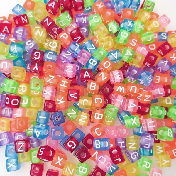 oly-14a413bcf7e7724b4f484c9362c1fa83 Wholesale 6*6mm square letter beads transparent white acrylic beads loose beads beaded handmade materials DIY jewelry accessories