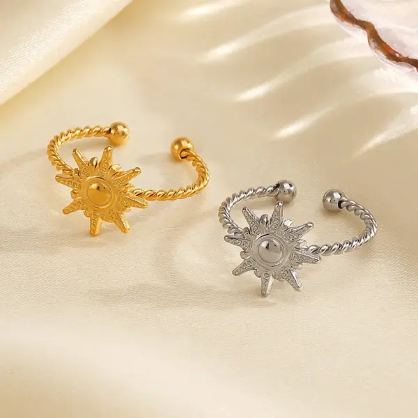 Wholesale Ion Plating (IP) 18K Gold Plated Sun 304 Stainless Steel Simple Style Waterproof Non Tarnish Open Rings