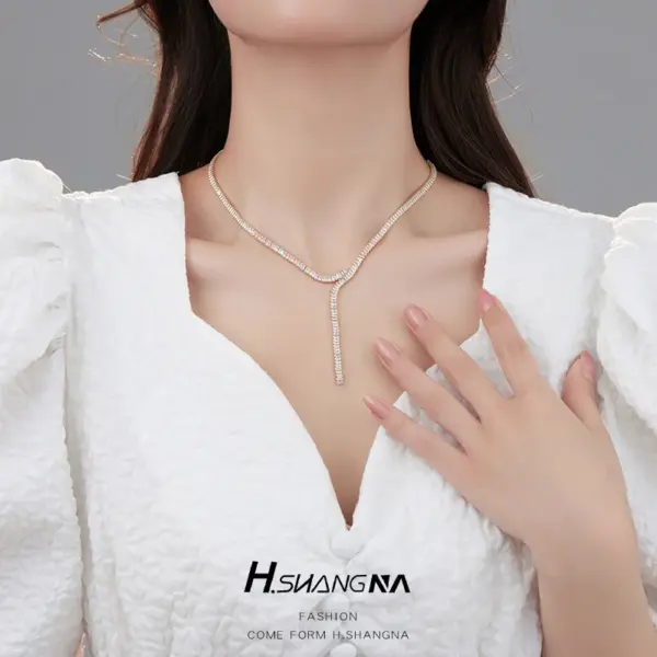 Wholesale Women’s Long Snake Chain Necklace With Tassel Craft, Electroplated Copper Featuring Zircon Inlay