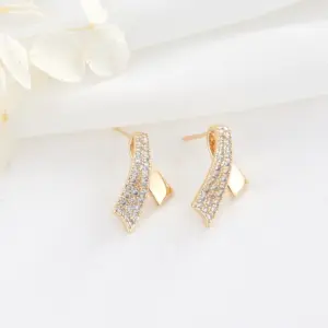 Wholesale Bow Tie Stud Earrings In Copper With Zircon Inlay Featuring 925 Sterling Silver Ear Pins, New Style, Perfect For New Year