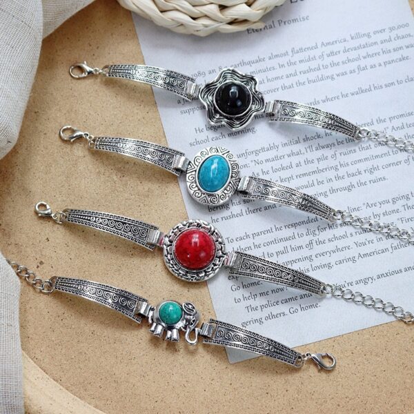 Wholesale Retro Niche Colored Stone Bracelet Women's Bohemian Personality Holiday Elegant Bracelet All-match Simple Bracelet