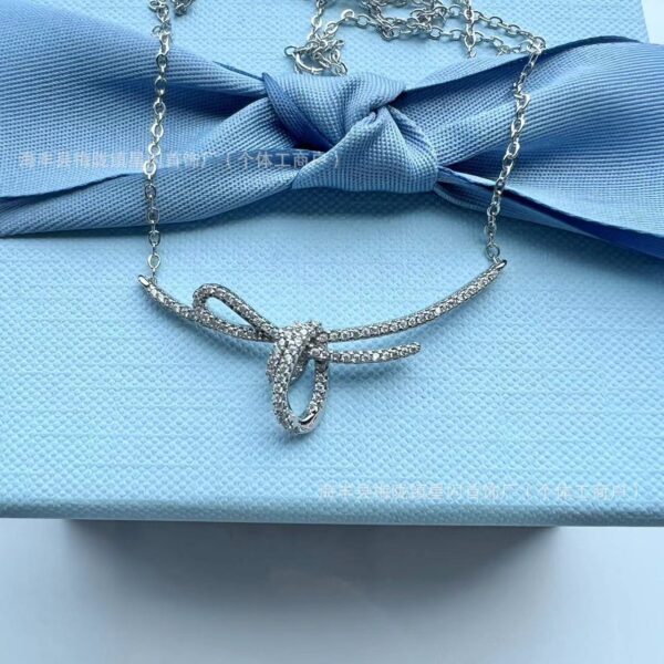 Wholesale  Where Ribbon Knot Clavicle Chain Women's Bow Necklace Light Luxury High-end