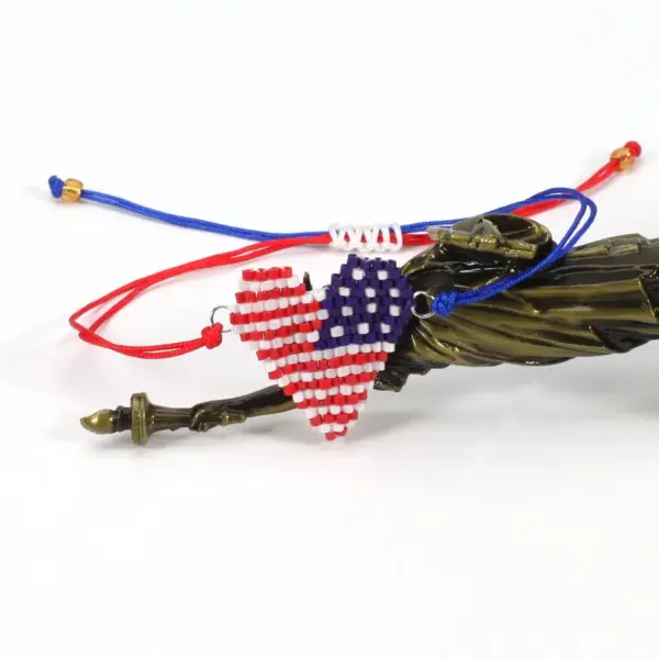 Wholesale Handmade Beaded Bracelet American Flag Independence Day Adjustable No Buckle Rope Bracelet Unisex Black White Red