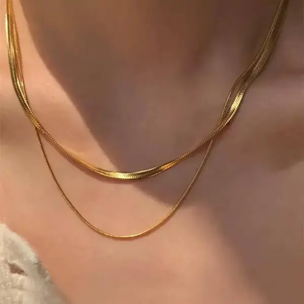 Wholesale 304 Stainless Steel Flower PVD Coated 18K Real Gold Plated Vintage Style Waterproof Non Tarnish Plating Inlay Box Chain Lobster Trigger Clasp Closure Gold Necklace