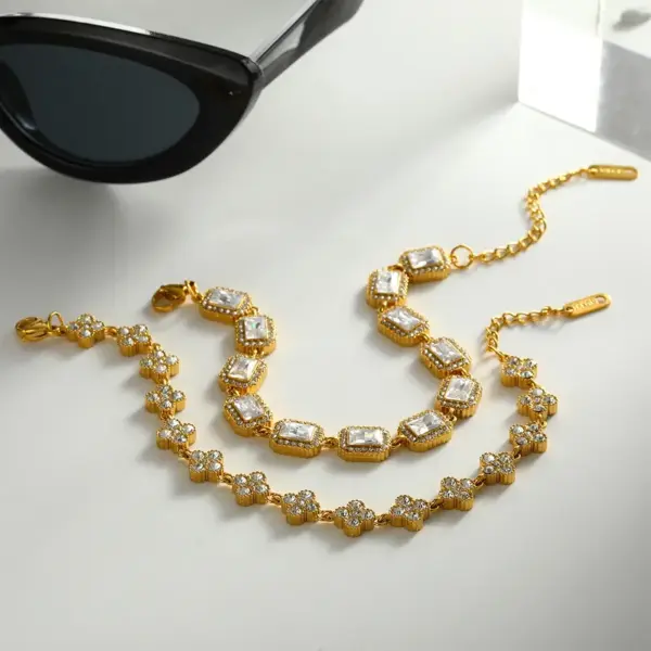 Wholesale Round Easter Bracelet For Women In 18K Real Gold Plated 304 Stainless Steel With Rhinestones And 0.03µm Plating Thickness