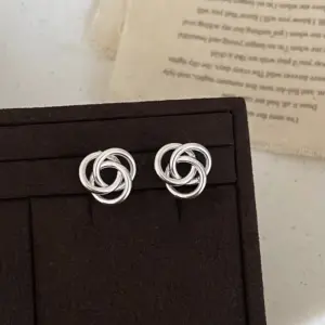 A-1430 Silver Cable Earrings