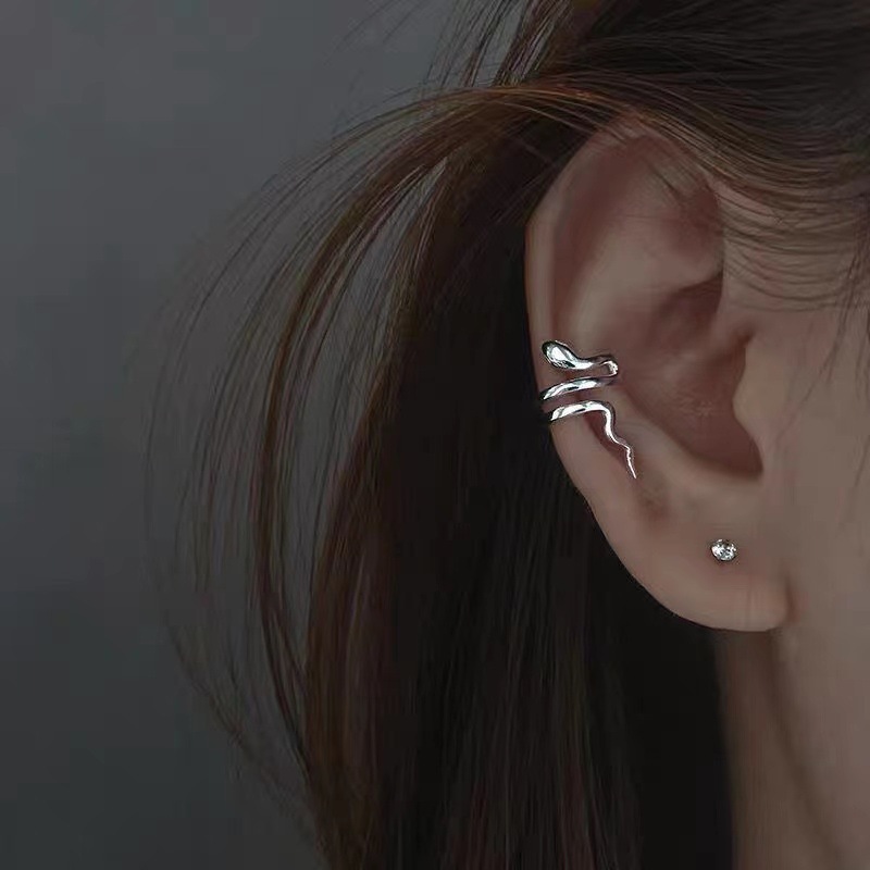 Wholesale Zodiac Snake-Shaped Ear Clips Without Piercings Niche Design Sterling Silver Ear Bone Clips for Women Cold Style Ear Jewelry