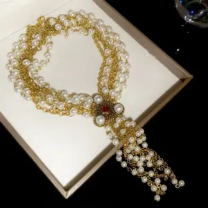 Necklace-Gold-White