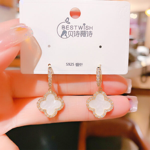 oly-18012563627f22cf8d34503a4c4a5d2a Wholesale Gold-plated Micro-inlaid Zircon Four-leaf Flower Ear Buckle Internet Celebrity Personalized Fashionable All-match Light Luxury Design Atmospheric Ear Drop for Women