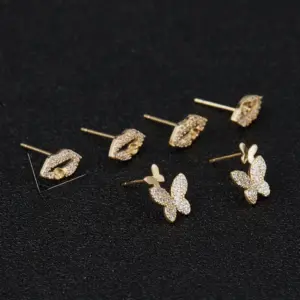 Wholesale Lips Stud Earrings For Women Copper With Zircon Inlay Bezel Setting Electroplated Gold 925 Sterling Silver Posts