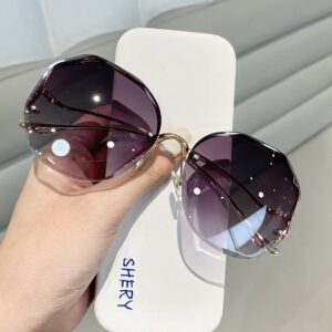 Wholesale 2024 Fashionable Large-Frame Sunscreen Sunglasses Women's High-Level Face Showing Small UV-Protection Frameless Cut-Edge Sunglasses for Women